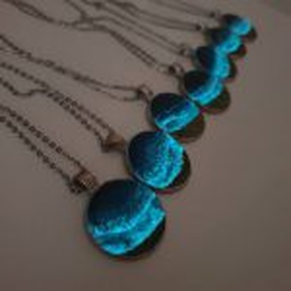 رنگ پودری شب تاب