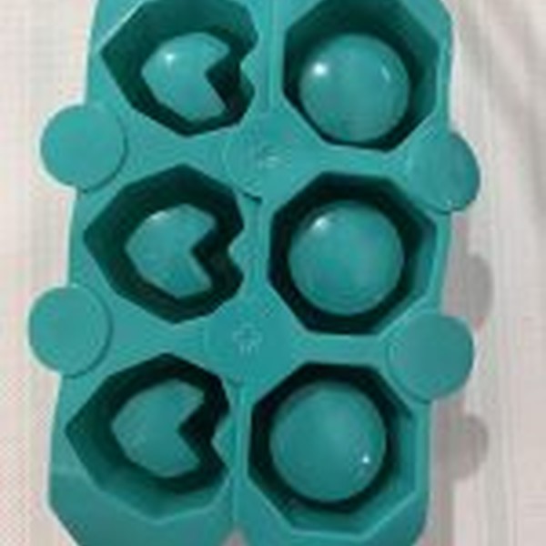 قالب گلدان سه تایی قلب