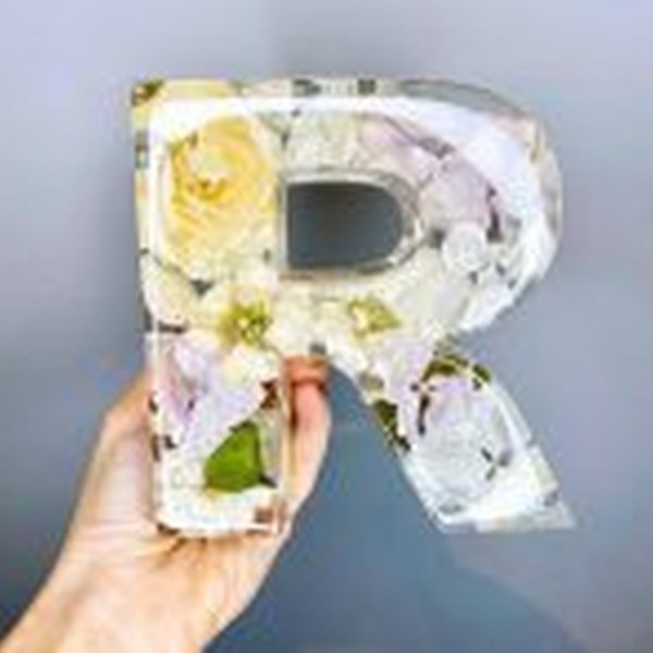 قالب سیلیکونی حروف بزرگ