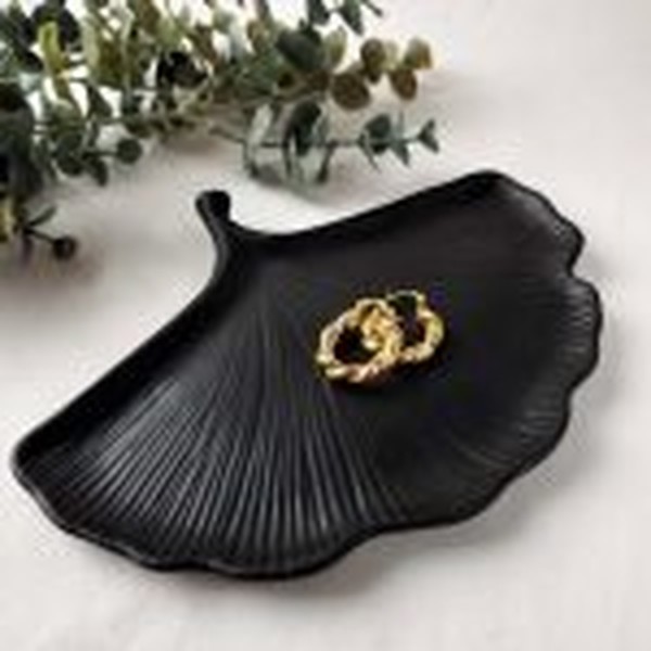 قالب سیلیکونی برگ جینگو