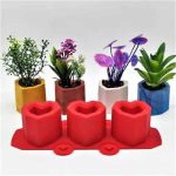 قالب گلدان سه تایی قلب