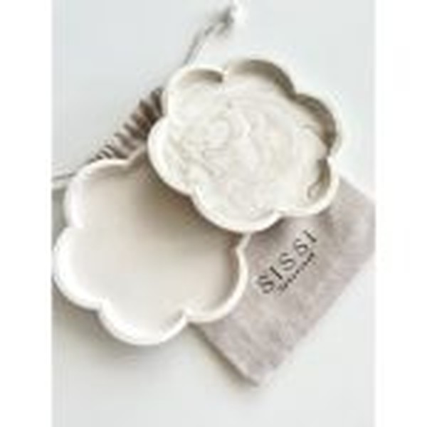 قالب گل لبه دار