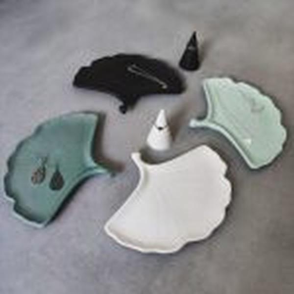 قالب سیلیکونی برگ جینگو