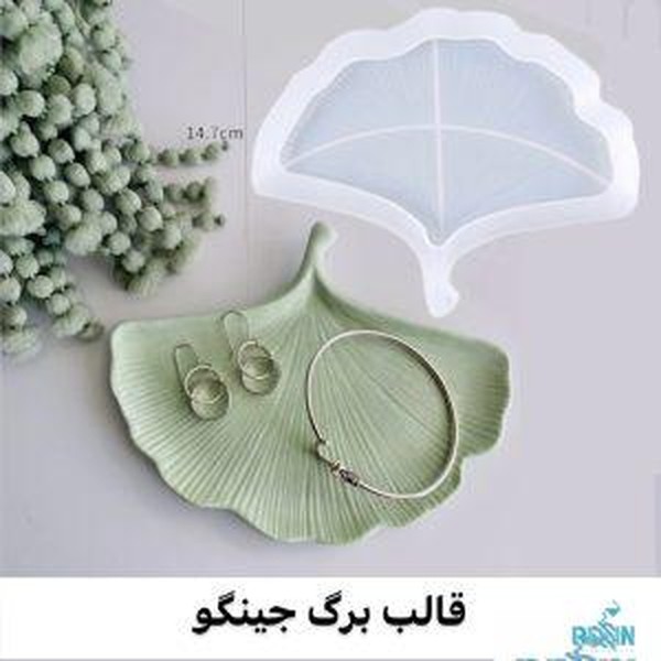 قالب گل لبه دار