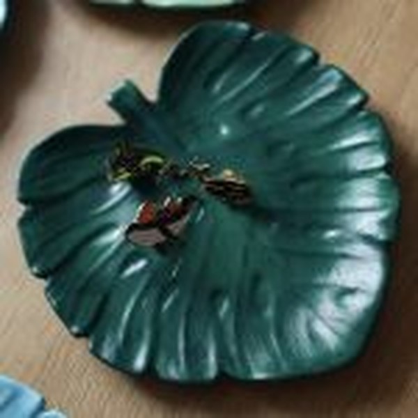 قالب بشقاب برگ