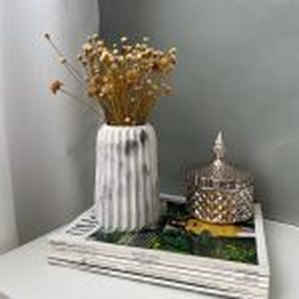 قالب گلدان ۱۵سانتی مدل شیاردار