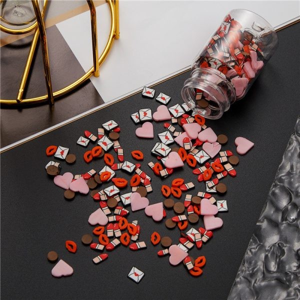 فیمو رژ و قلب ولنتاین