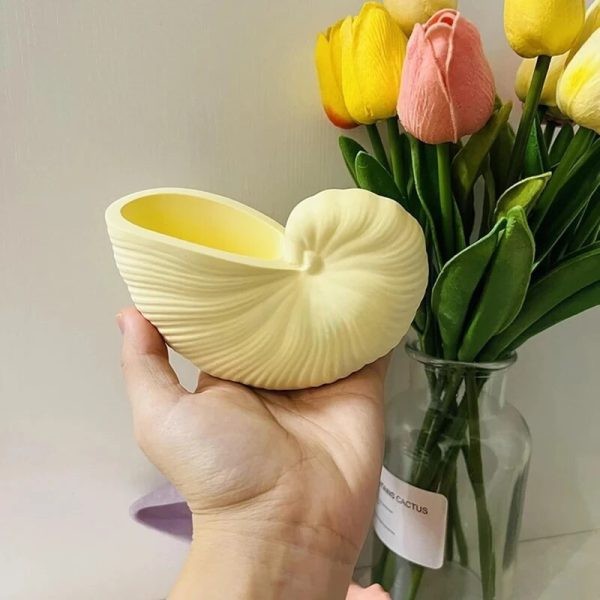 قالب گلدان حلزونی