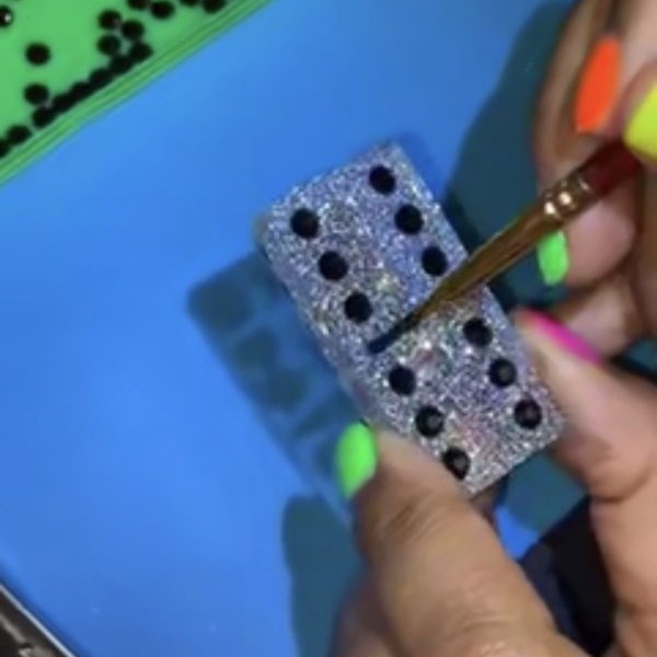 قالب دومینو